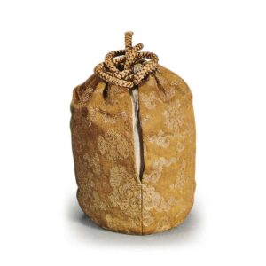 Light-colored ground Kinran