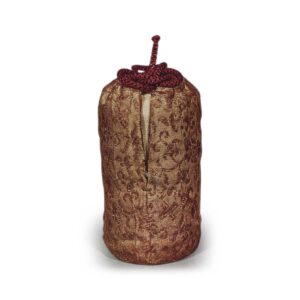 White ground with fine vine pattern, antique Kinran