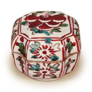 Gosu and Akae, four sides, square