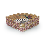 Komei: Open Fan-Shaped Plum Blossom Design