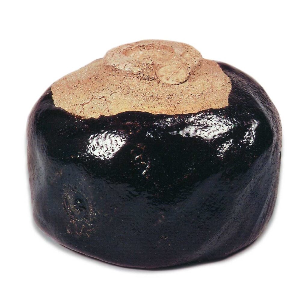 Black Tea Bowl, Inscribed “Kogetsu,” by Ryo
