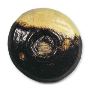 Asymmetrical Tea Bowl, Inscription: “Broken Window,” by Dan'nyu
