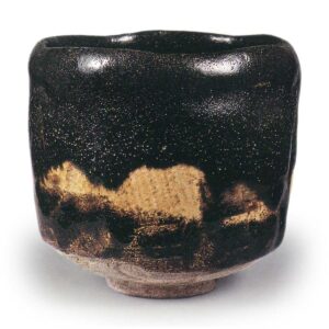 Black-stamped Tsutsubaki-style tea bowl, inscribed “Seizan,” by Kōnyū