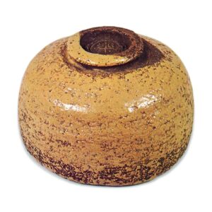 Red Tea Bowl, Inscription: “Shiba no Iori, Dōraku”