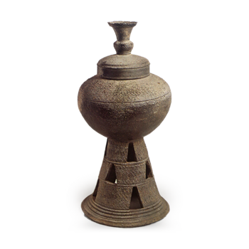 須恵器 台付壺