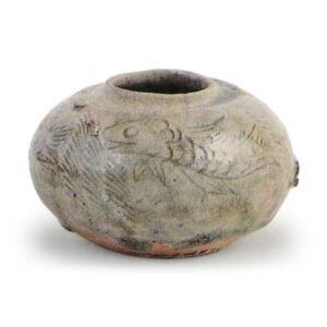 瀬戸灰釉鱼纹器容器