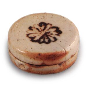 志野菊纹一字香合