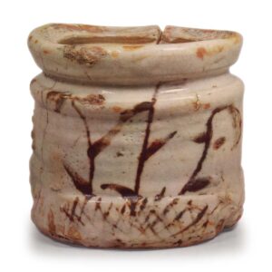 志野芦文矢筈口水指 铭古岸