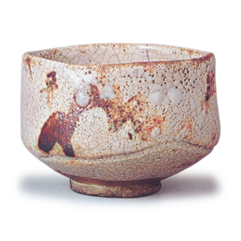 志野山水纹茶碗 铭朝萩