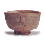 志野割高台茶碗 铭朝阳