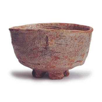 志野割高台茶碗 铭朝阳