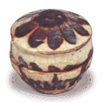 志野菊花纹香合