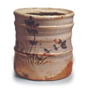 志野橘纹矢筈口水指