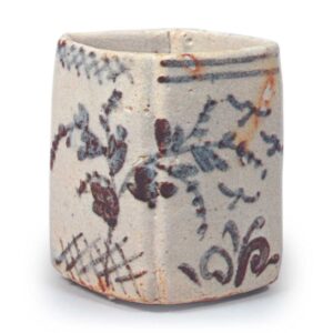 志野草花纹向付