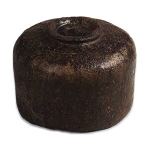 黑茶碗 铭本觉坊