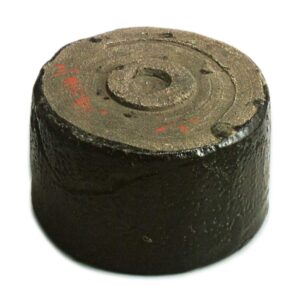 瀬戸黑 茶碗 铭三番叟