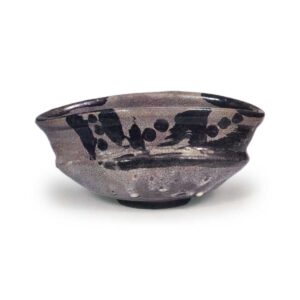 绘唐津山水纹沓茶碗