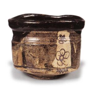 黑织部梅花纹茶碗