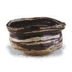 黑织部横纹纹沓茶碗，铭松风