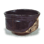 黑织部桧垣纹沓茶碗