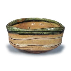 织部沓茶碗