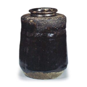 织部黑肩冲茶入