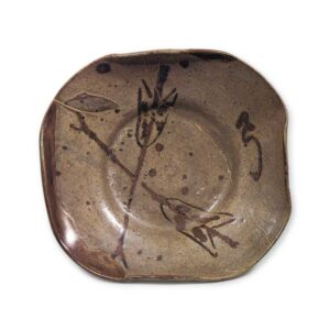 绘唐津弓矢纹四方盘