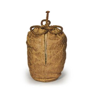 白茶地大牡丹古金襴