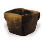 备前乌帽子形水指