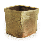 备前乌帽子形水指