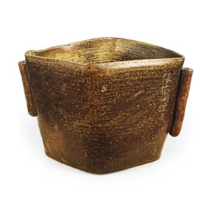 备前乌帽子形带耳水指