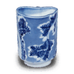 蓝釉古炬岛染付桧叶纹猪口