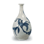 青花枇杷鸟纹大酒壶