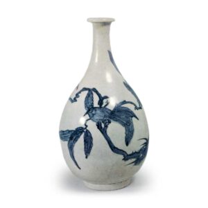 青花枇杷鸟纹大酒壶