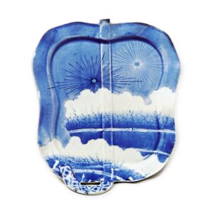 染付柴垣纹军配形盘