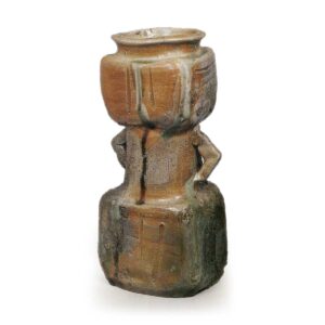 伊贺耳付花器 铭圣