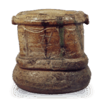 伊贺耳付水指 铭大黑柱