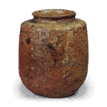 信乐肩面茶入 铭金刚