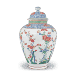 色绘花鸟纹八角大壶