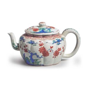 彩绘梅树纹水注