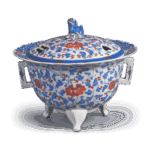 色绘牡丹唐草纹香炉