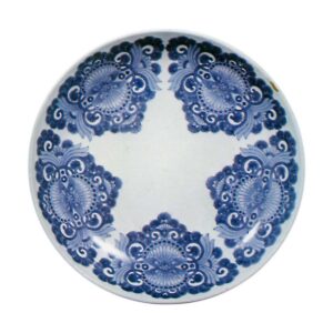 锅岛染付唐花纹盘