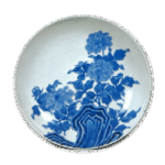 锅岛青花岩牡丹纹盘