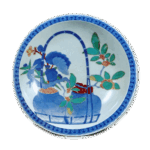 锅岛彩绘山茶壶纹盘