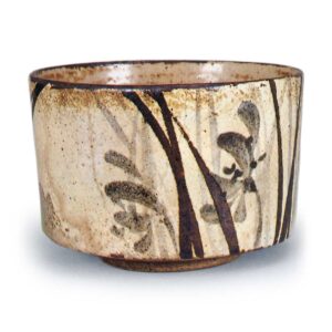 乾山锈彩染付春兰图茶碗