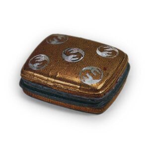 上代蒔绘 鹤纹螺钿入长角