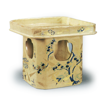 色绘橘八宝纹三宝