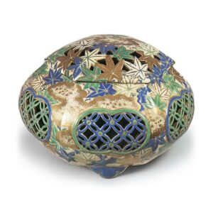 色绘红叶七宝透纹手焙