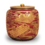 金襴手花筏纹水指