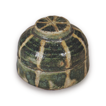 織部 筋兜 香合